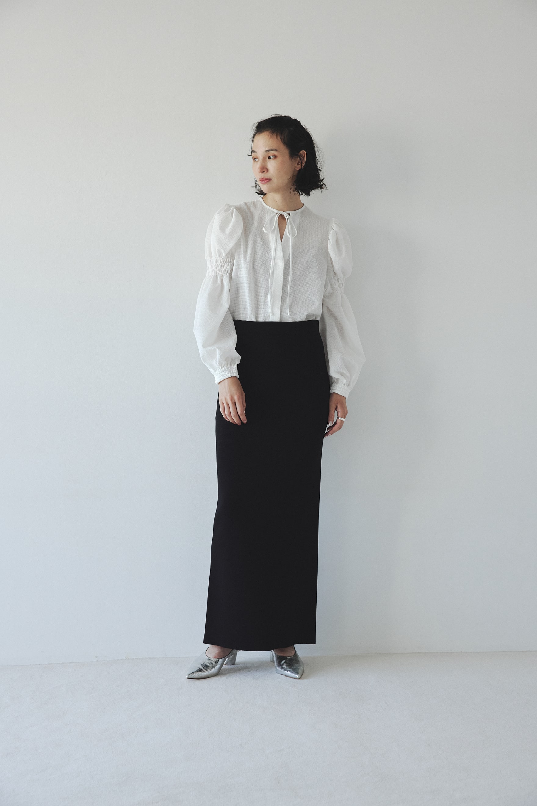 styling/ シャーリングパフスリーブブラウス(WHT-F) styling/ シャーリングパフスリーブブラウス(WHT-F)