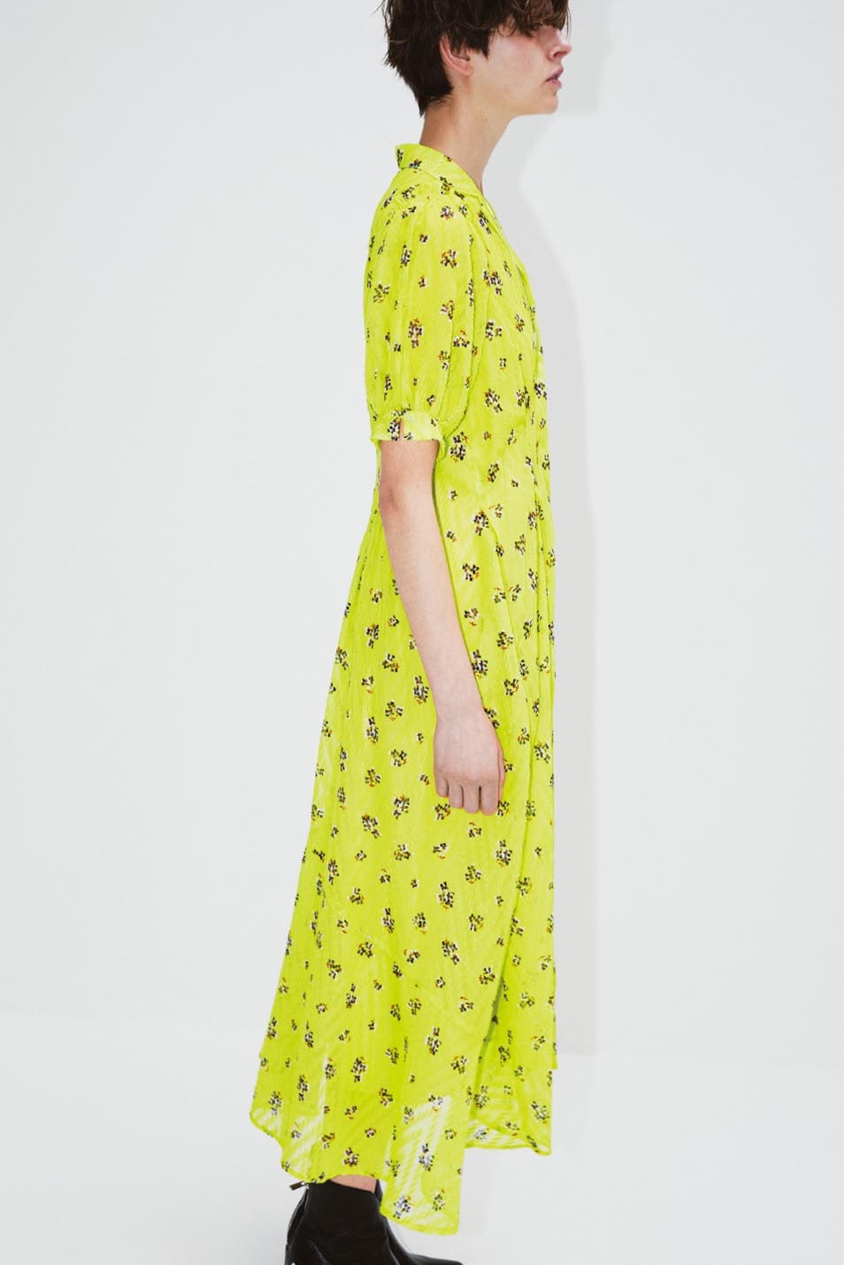2022 SUMMER COLLECTION item