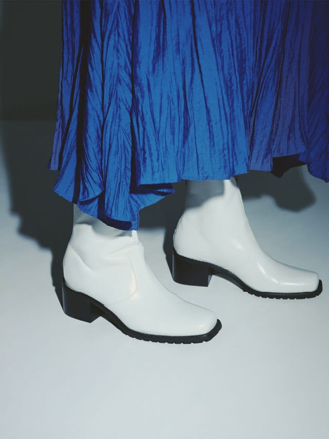 LEATHER ANKLE BOOTS
