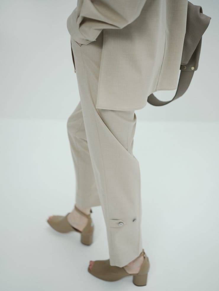 LEATHER STRAP SANDAL